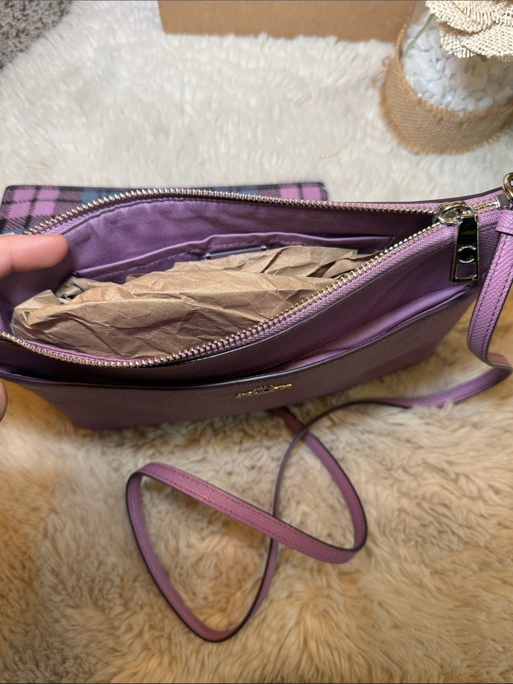 ✨ Coach East/West Pop Pouch in Lilac/Blue Crossbody ✨ - Picture 9 of 14